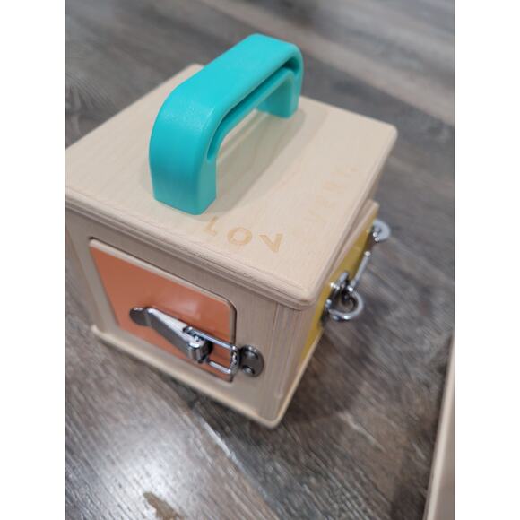 Lovevery Toy Lot Set of Preschool Toys Locks and‎ Peg Drop - Picture 4 of 4